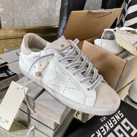 Golden goose