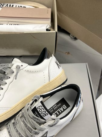 Golden goose