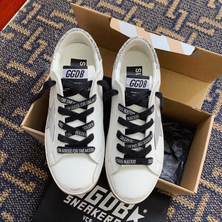 Golden goose