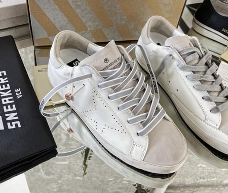 Golden goose