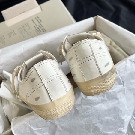 Golden goose