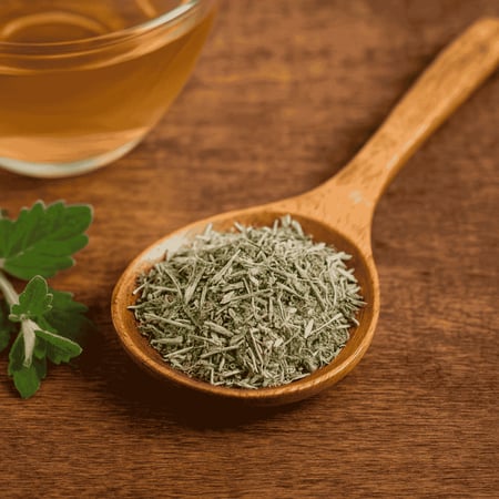 عشبه الشيح البلدي المجففة من متجر زد كب وفوائدها واستخداماتها في الطب