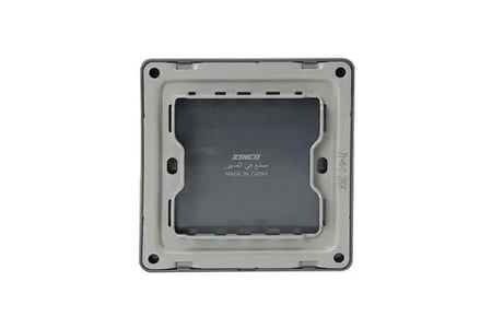 غطاء تسكيرة اسود ZINCO