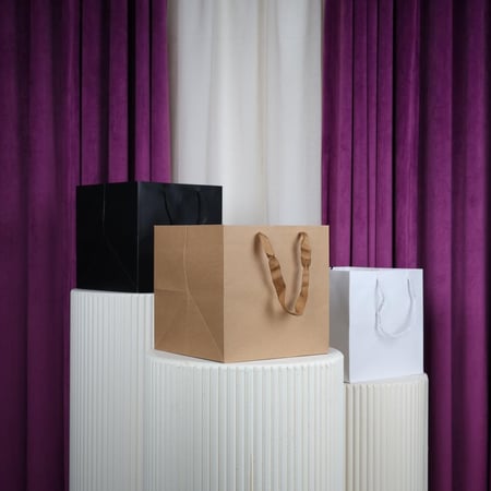 درزن أكياس ورقية مربع كرتوني كبير مع شيال كرتوني