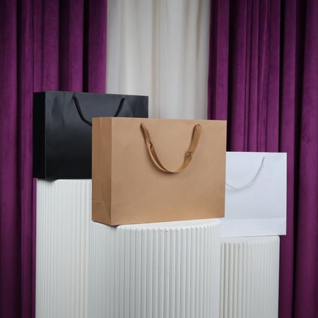 أكياس مستطيل  اسود وسط شيال