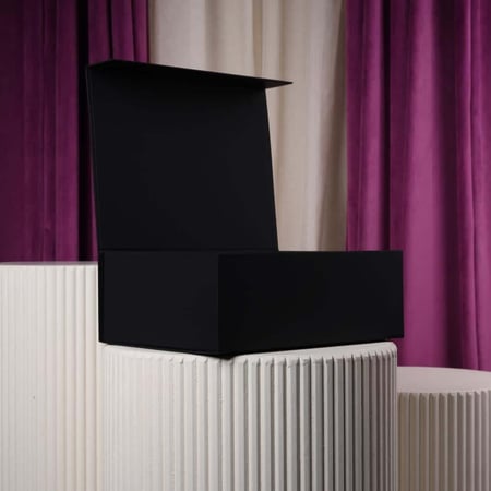 علب تركيب كبير اسود