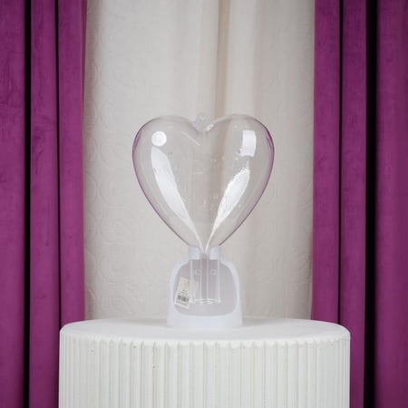 قاعدة قلب بلاستيك شفاف