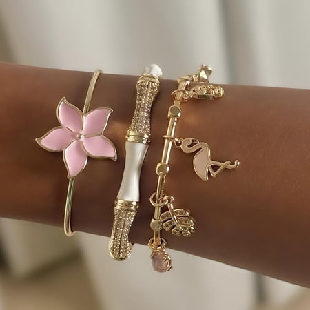 مجموعة flamingo ذهبي