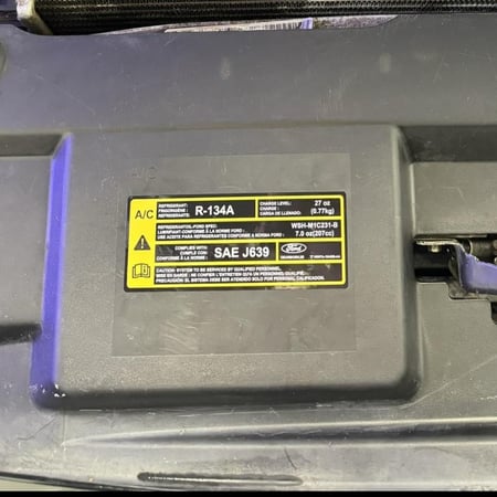 استيكر فيبر الكبوت للفورد