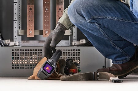 كاميرا حرارية FLIR TG165-X بتقنية MSX - كشف الأعطال الكهربائية والتسربات (تخزين 50,000 صورة)