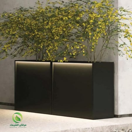 حوض زرع الاشجار مودرن مضئ