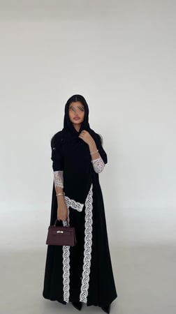 W68 ABAYA