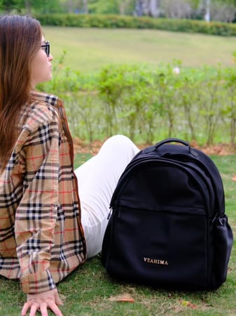 شنطه الظهر للجنسين من فياهمه