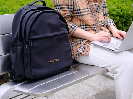 شنطه الظهر للجنسين من فياهمه