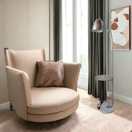 ابجورة طويلة فضي بطاولة