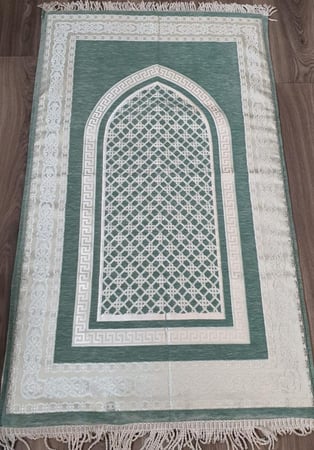 سجادة صلاة طبية فاخرة