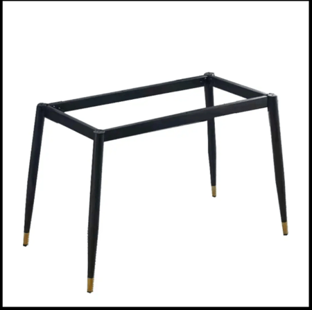 قواعد طاولات كبيرة