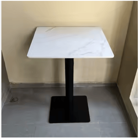 طاولة  برسلين  70*70