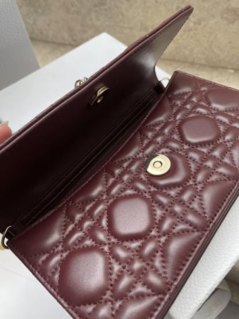 شنطة Dior