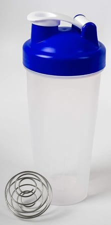 شيكر بروتين