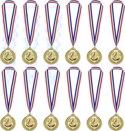 ميدالية ذهبية معدنية 12 قطعة