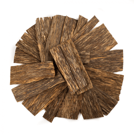 رقائق العود الفيتنامي