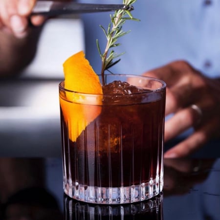 كأس زجاجي بتصميم مخطط بسعة 170 مل