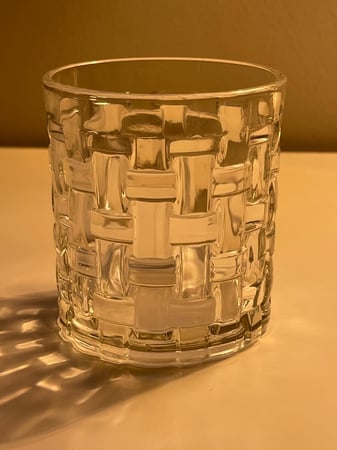 كأس زجاجي بارز بسعة 220 مل