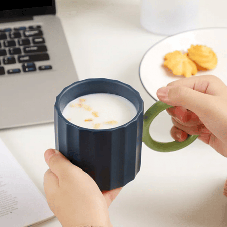 كوب ازرق غامق بسعة 265 مل