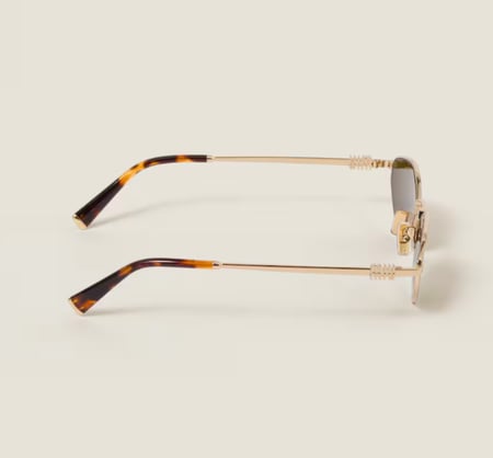 نظارة miu miu