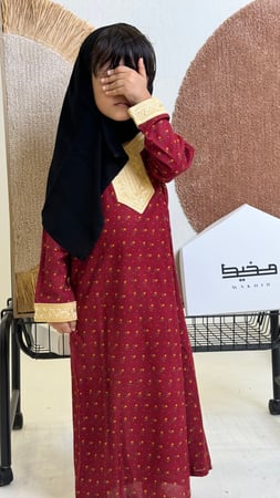 مخور ( احمر )+ طرحه (A1)