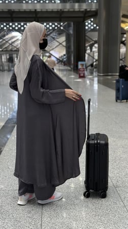 عباية سفر رمادي S22