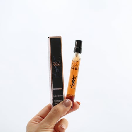 عطر ايف سان لوران بلاك اوبيوم - 10 مل - بخاخ