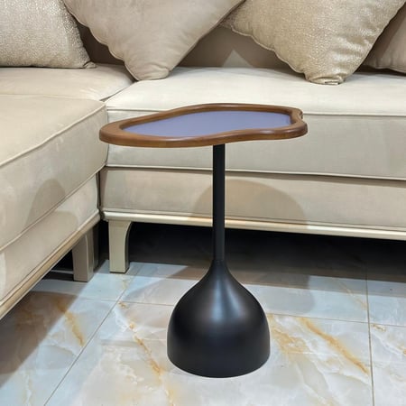 طاولة خدمة مميزة