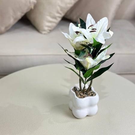 ورد صناعي مميز