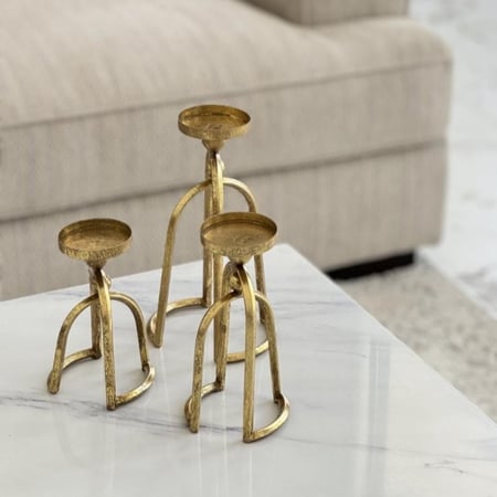 حامل شمع ذهبي متجر غصون وشجون