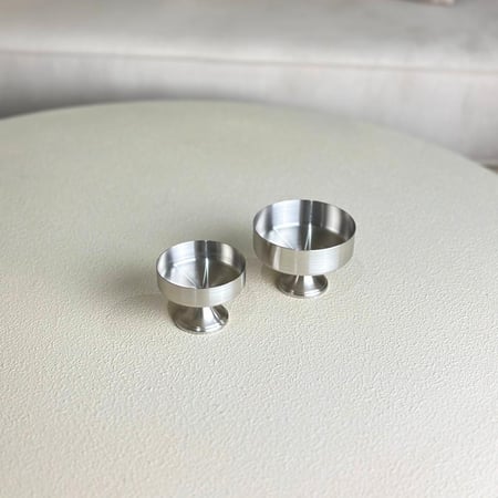 تقديمة معدن مميزة