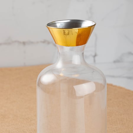 فازة زجاجية