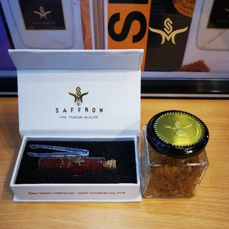 زعفران نقيل فاخر + مسقى لبان الزعفران