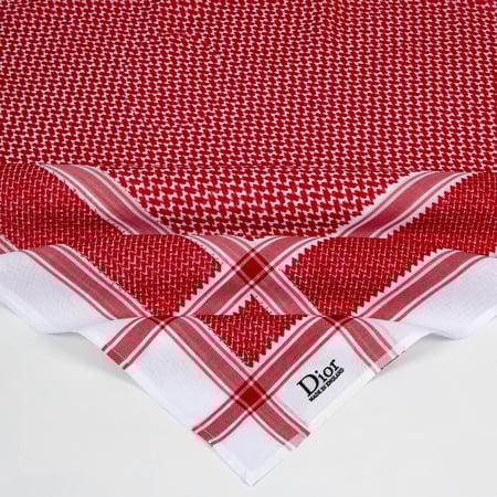 شماغ ديور دم الغزال