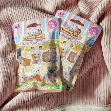 سيلفينيان فاميليز مجموعة المفاجأة بلايند باق