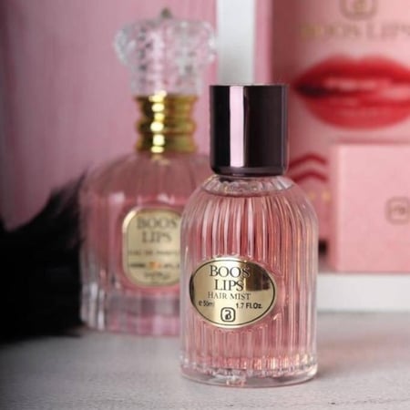 طقم عطر + معطر الشعر BOOS LIPS او دي بارفيوم