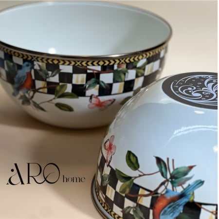 طبق تقديم سلطه