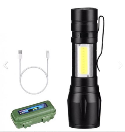 كشاف ليد يدوي صغير