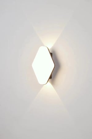 كشاف جداري خارجي