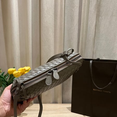 BOTTEGA VENETA (  LIMESTONE  )