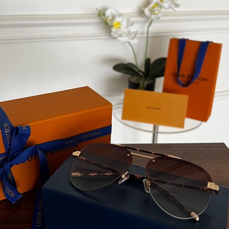 نظارة لويس فيتون  sunglasses Louis viutton (1-8)