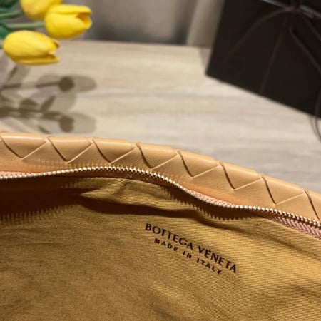 بوتيقا Bottega