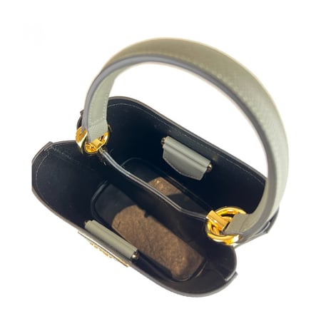 بردا الحجم الصغير Small Proda Panier Saffiano