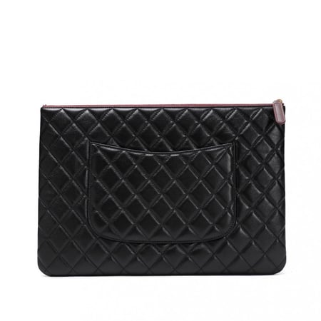 ‎شانيل   (لامب سكن ) ذهبي Chanel size 33cm